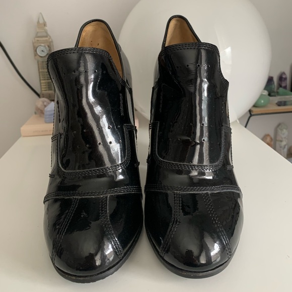 DRIES VAN NOTEN Patent Velcro Strap Pumps - Picture 3 of 13